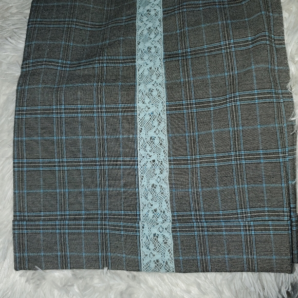 Intuitions Gray Plaid Lace Detail Pants Size 6 NWOT - Picture 4 of 16